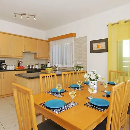 Villa Eve