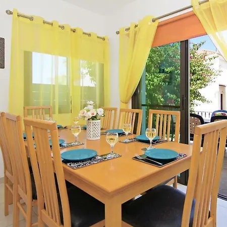 Eve Villa